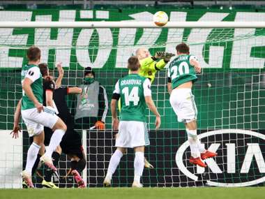 2020-11-05t194424z_1808351874_up1egb51iu0ov_rtrmadp_3_soccer-europa-rav-dun-report_reuters