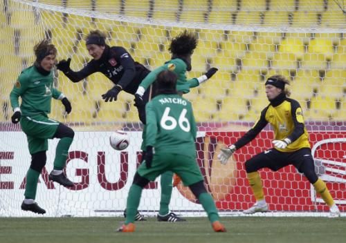 2011-02-172011-02-17t145512z_01_mos16_rtridsp_3_soccer-europa_reuters