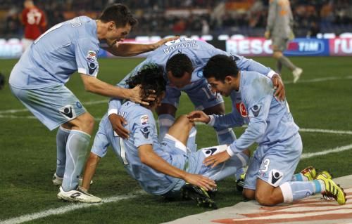 2011-02-122011-02-12t215224z_01_mxr04_rtridsp_3_soccer-italy_reuters