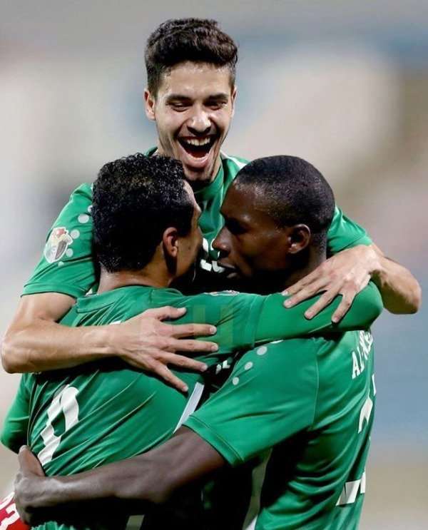 لاعبو الوحدات