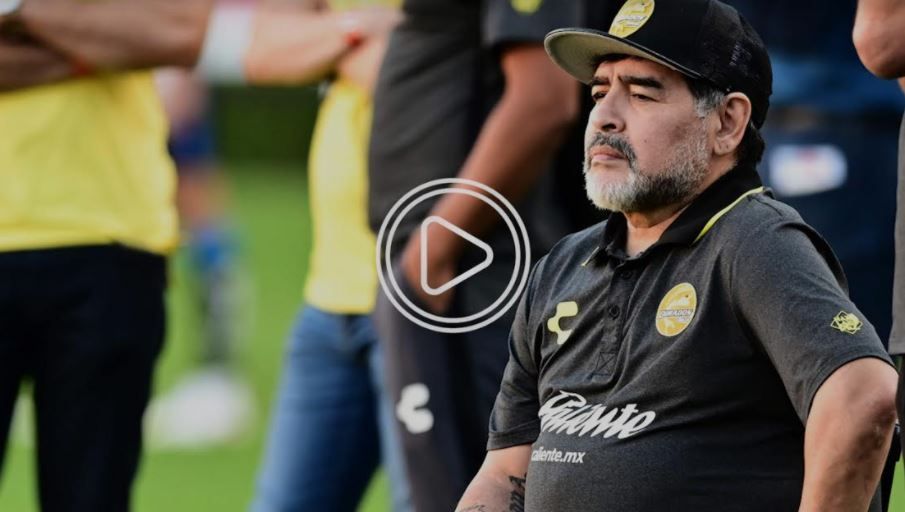 دييجو مارادونا