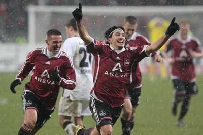 2011-02-18-00000102590484