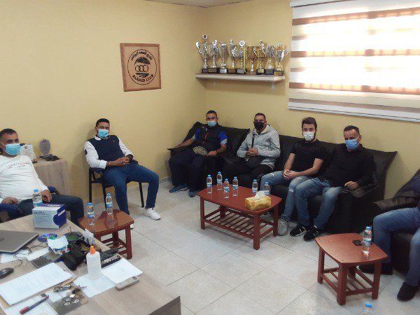 من الاجتماع