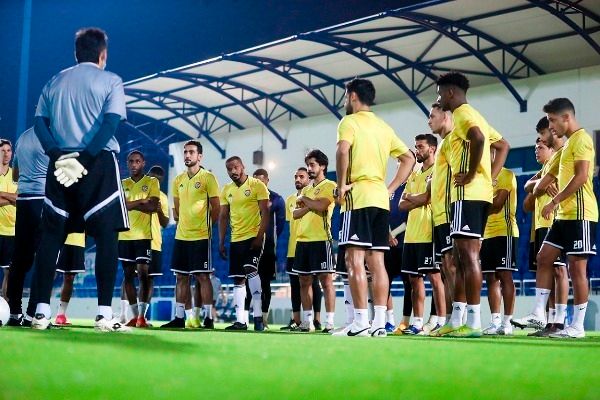 الإمارات 