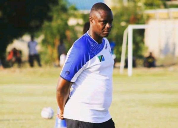  إتيان نداييراجيجي