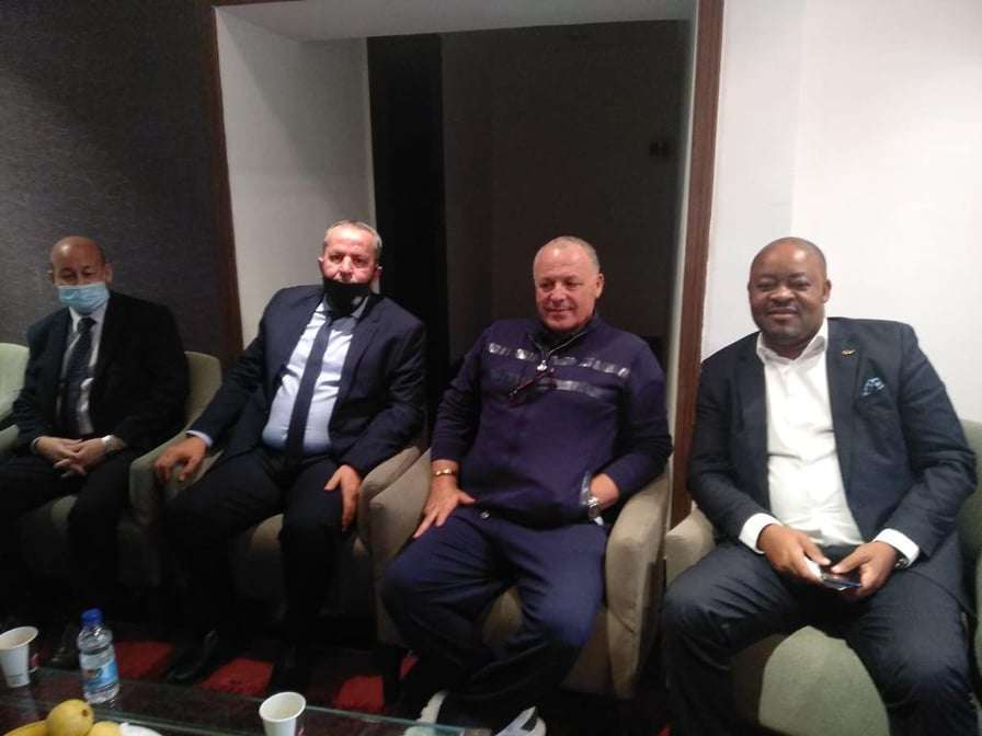 أبو ريدة على هامش مباراة ليبيا وغينيا الاستوائية