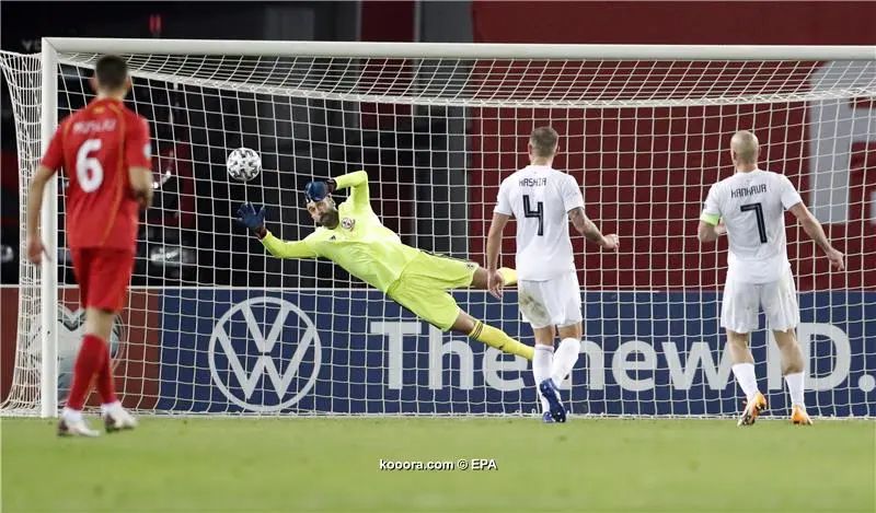 ?i=albums%2fmatches%2f2242049%2f2020-11-12-08816207_epa