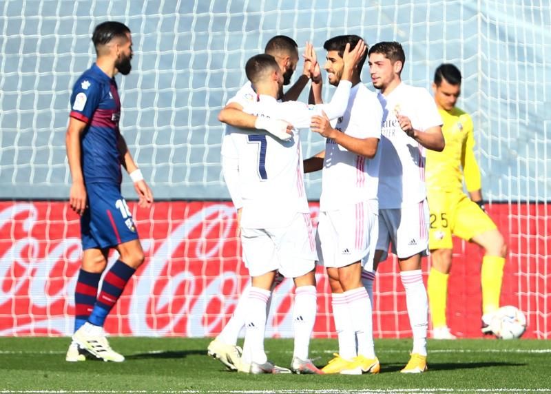 لاعبو ريال مدريد 