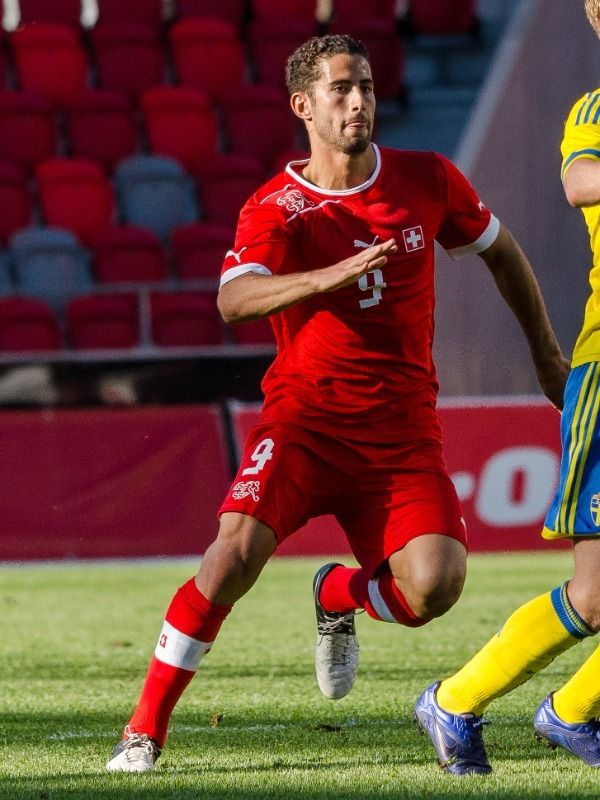 نسيم بن خليفة 