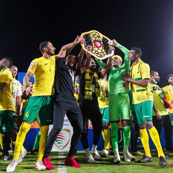 من تتويج السيب