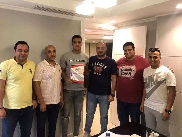 من تقديم اللاعب