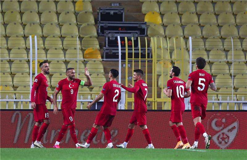 لاعبو منتخب تركيا