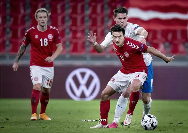 ?i=epa%2fsoccer%2f2020-11%2f2020-11-15%2f2020-11-15-08823199_epa