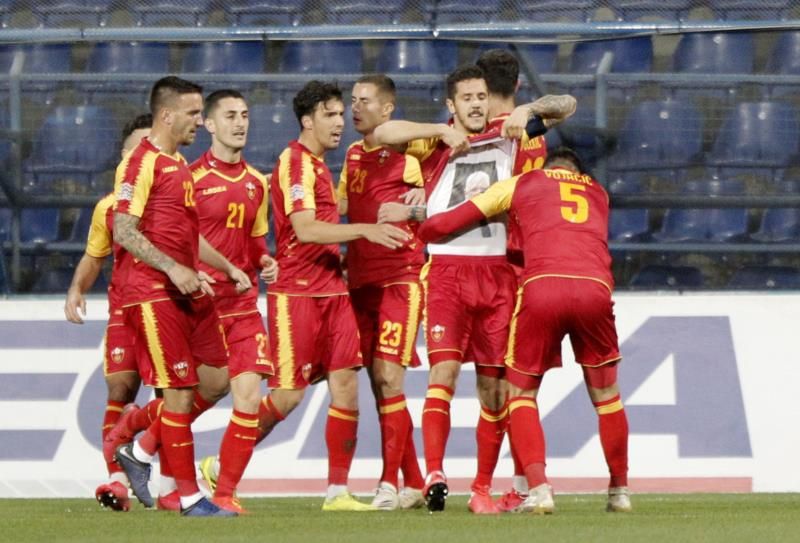 فرحة لاعبي منتخب مونتنجرو