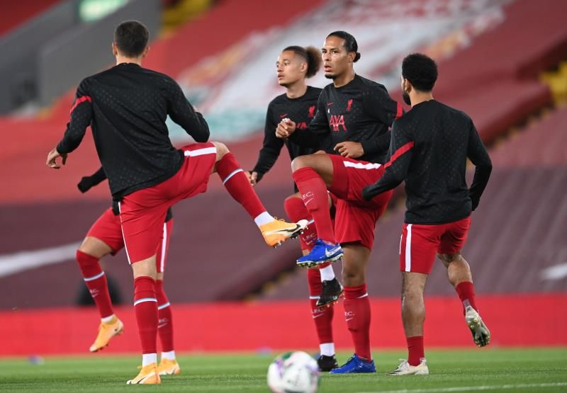 لاعبو ليفربول 