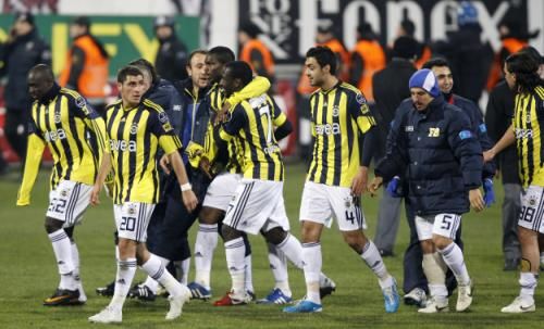 2011-02-202011-02-20t191836z_01_ist25_rtridsp_3_soccer-turkey_reuters