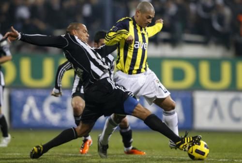 2011-02-202011-02-20t180558z_01_ist11_rtridsp_3_soccer-turkey_reuters