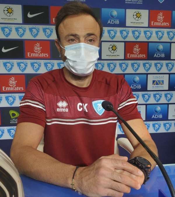 كريستوس كونتيس