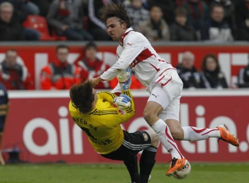 2011-02-202011-02-20t154123z_01_ad05_rtridsp_3_soccer-germany_reuters