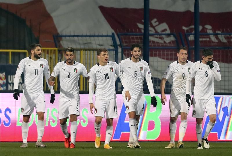 فرحة لاعبي إيطاليا