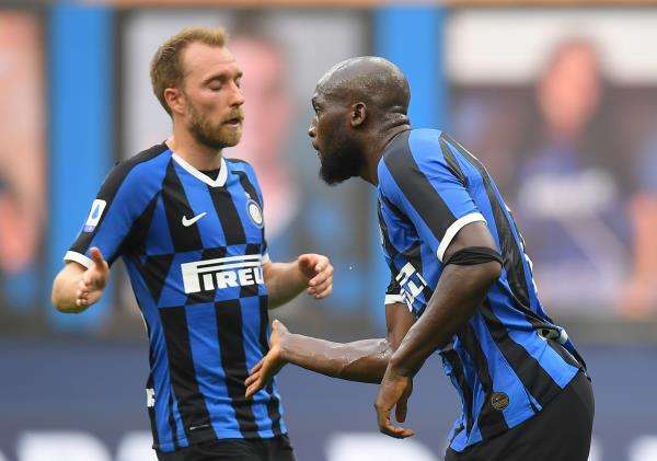 لوكاكو وإريكسن