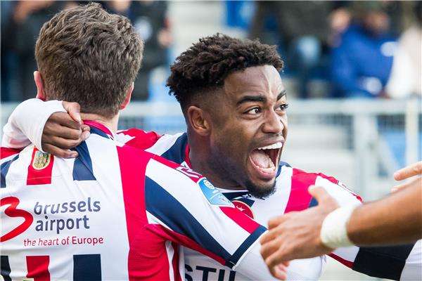 لاعبو فيليم تيلبورج