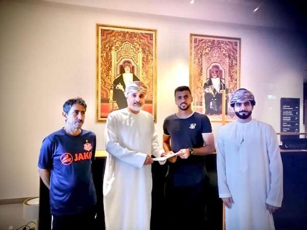 من الإعلان عن الصفقة