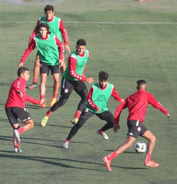 من تدريبات منتخب شباب تونس