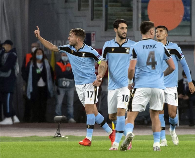 لاعبو لاتسيو 