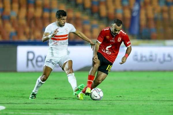 لقاء سابق بين الأهلي والزمالك
