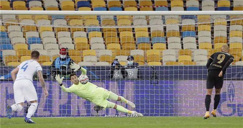 ?i=epa%2fsoccer%2f2020-11%2f2020-11-24%2f2020-11-24-08840081_epa