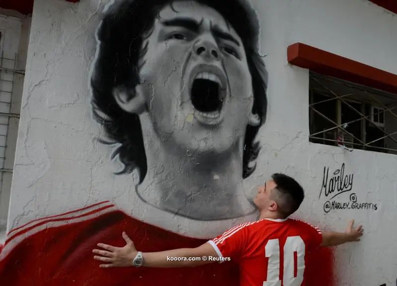 ?i=reuters%2f2020-11-25%2f2020-11-25t213749z_678238137_rc2lak9yxt37_rtrmadp_3_soccer-argentina-maradona-death_reuters
