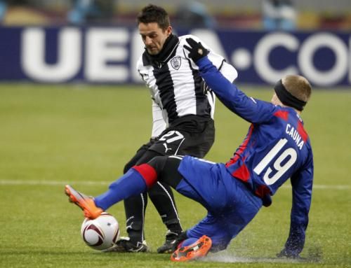 2011-02-222011-02-22t174313z_01_mos10_rtridsp_3_soccer-europe_reuters