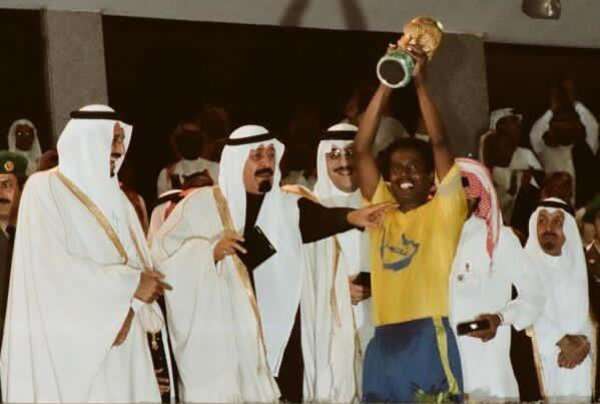 من تتويج النصر