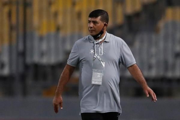 طارق العشري