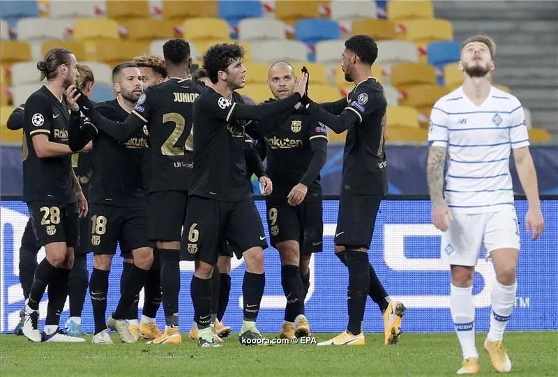 ?i=epa%2fsoccer%2f2020-11%2f2020-11-24%2f2020-11-24-08840134_epa