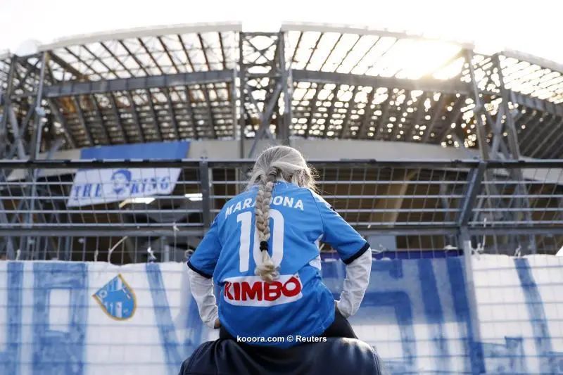 ?i=reuters%2f2020-11-26%2f2020-11-26t112554z_1712599720_up1egbq0vr6vk_rtrmadp_3_soccer-argentina-maradona-naples_reuters