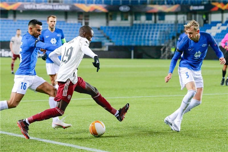 نيكولاس بيبي 