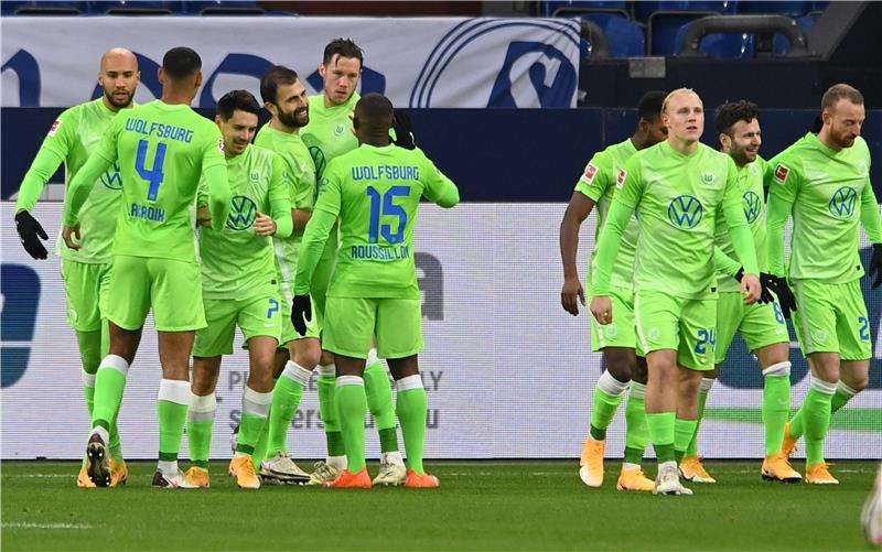 لاعبو فولفسبورج