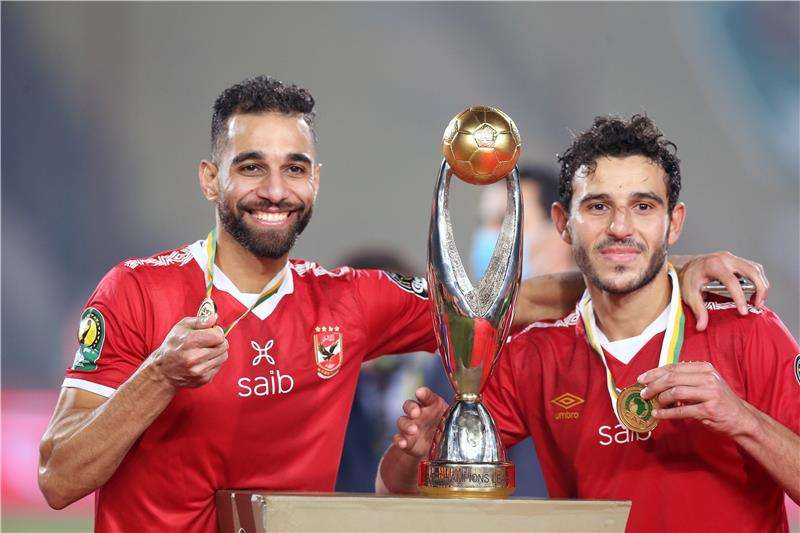تتويج الأهلي