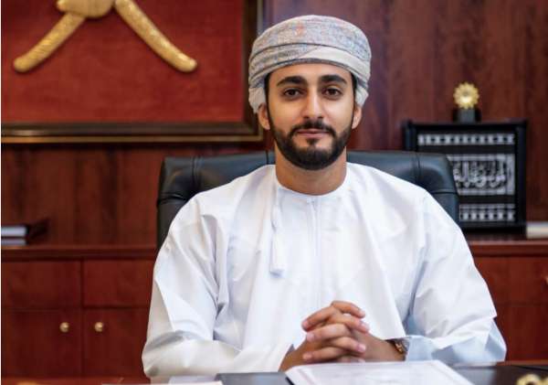 وزير الرياضة العماني