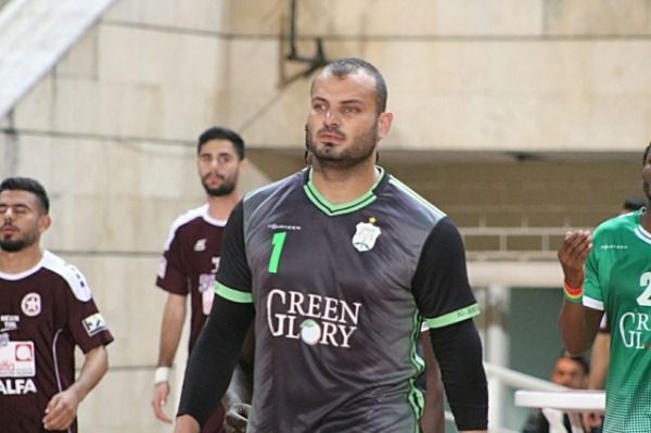 مغنية 
