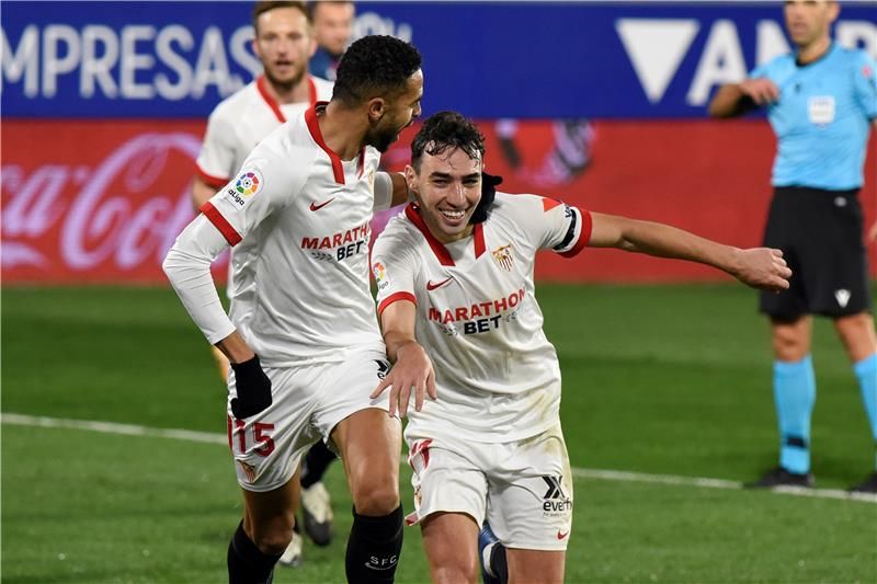 لاعبو إشبيلية 