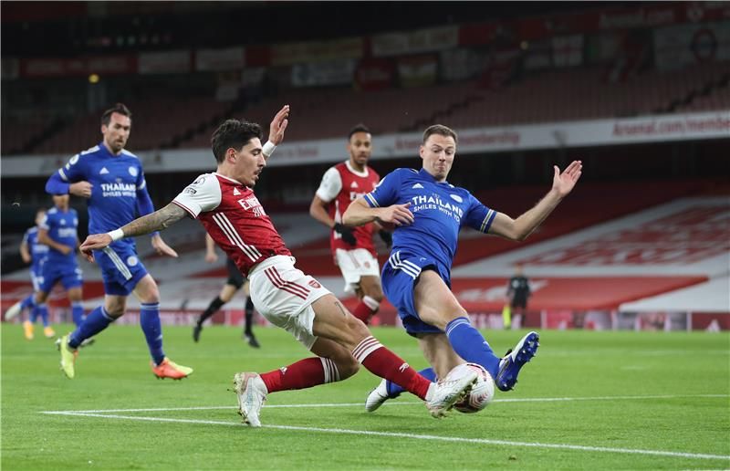 جوني إيفانز