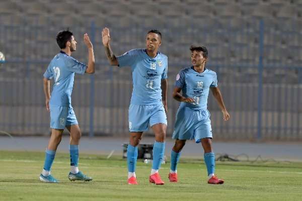 لاعبو السالمية