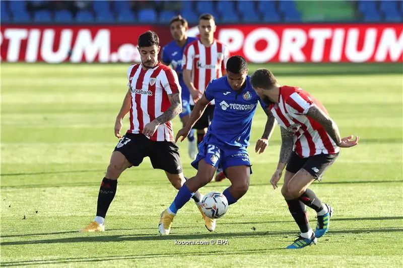 ?i=epa%2fsoccer%2f2020-11%2f2020-11-29%2f2020-11-29-08851019_epa