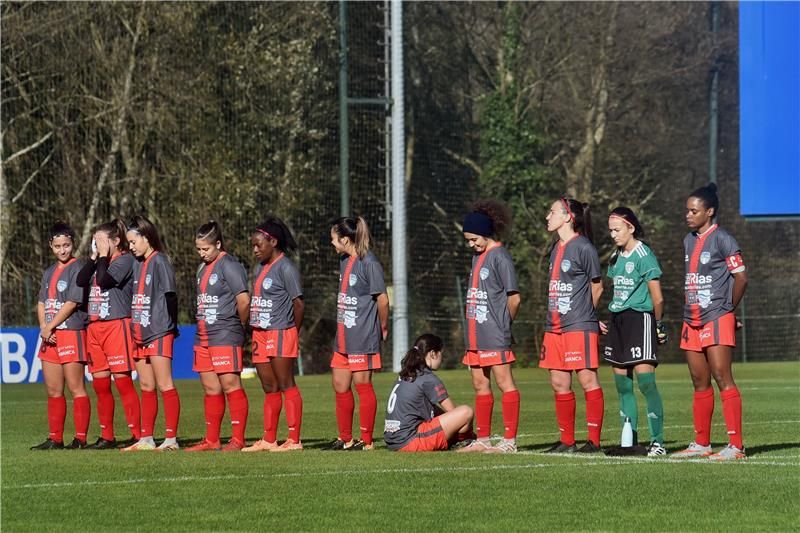 لحظة رفض الفتاة للتأبين