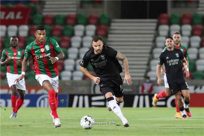 ?i=epa%2fsoccer%2f2020-11%2f2020-11-30%2f2020-11-30-08853652_epa