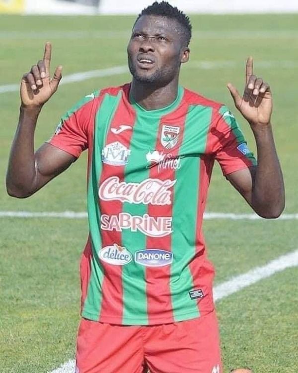 اليمي سيكيرو 