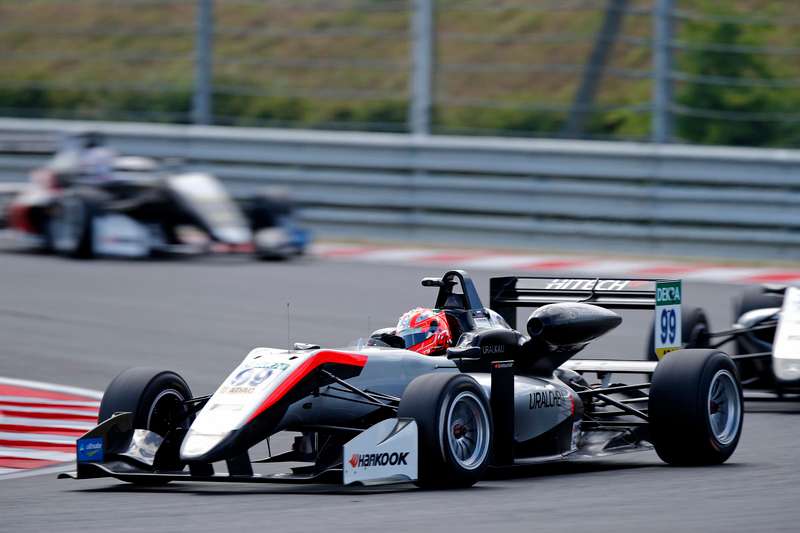 نيكيتا مازيبين